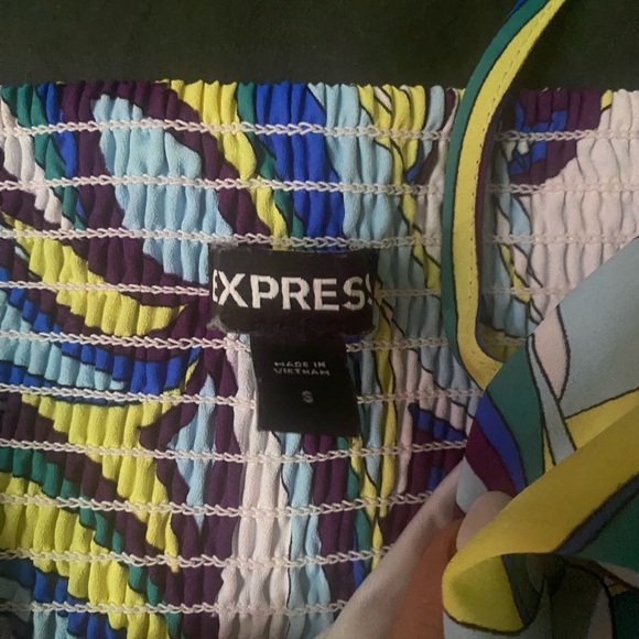 Express Two piece set - Picture 5 of 6